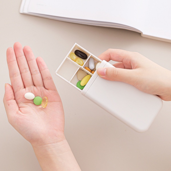 white pill box (1).jpg